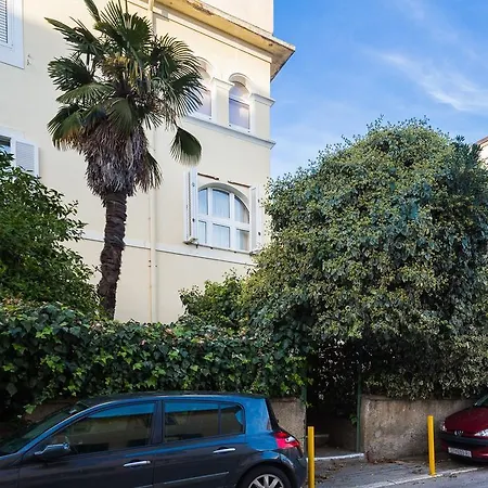 Two-bedroom In Split/split Riviera 26433 公寓 *