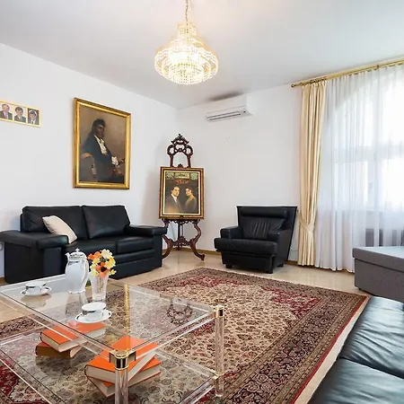Two-bedroom In Split/split Riviera 26433 アパート スプリト
