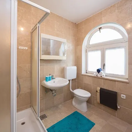 Two-bedroom In Split/split Riviera 26433